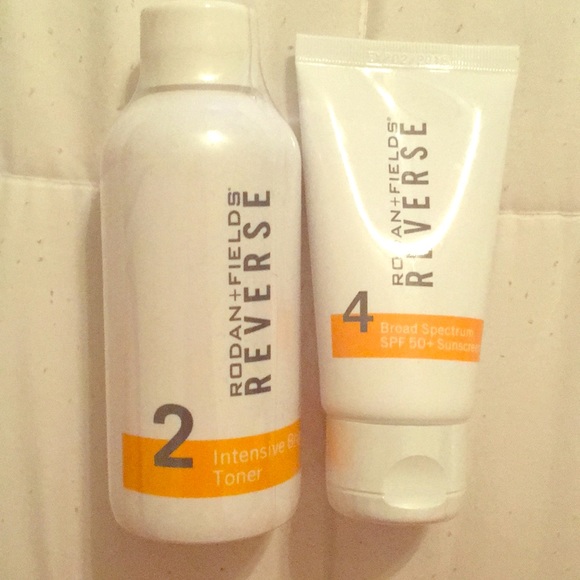 Rodan+Fields Reverse - Picture 1 of 1